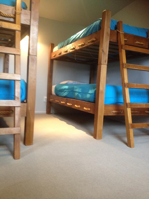 Woodlyn Park Motel ไวโตโมเคฟส์ ภายนอก รูปภาพ